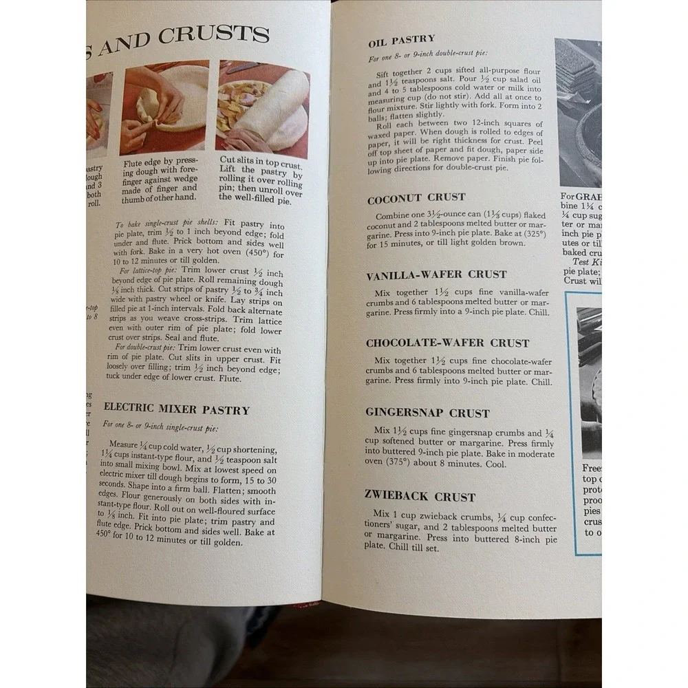 VTG Better Homes & Gardens Pies & Cakes Cookbook 1966 No Markings 1st Edition